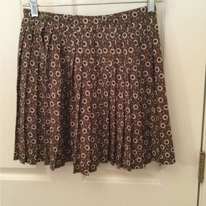 Aeropostale pleated short skirt size 4 polyester